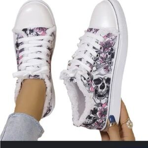 Floral Skull Womens SZ 8 Canvas Sneakers lace up Pink and White
